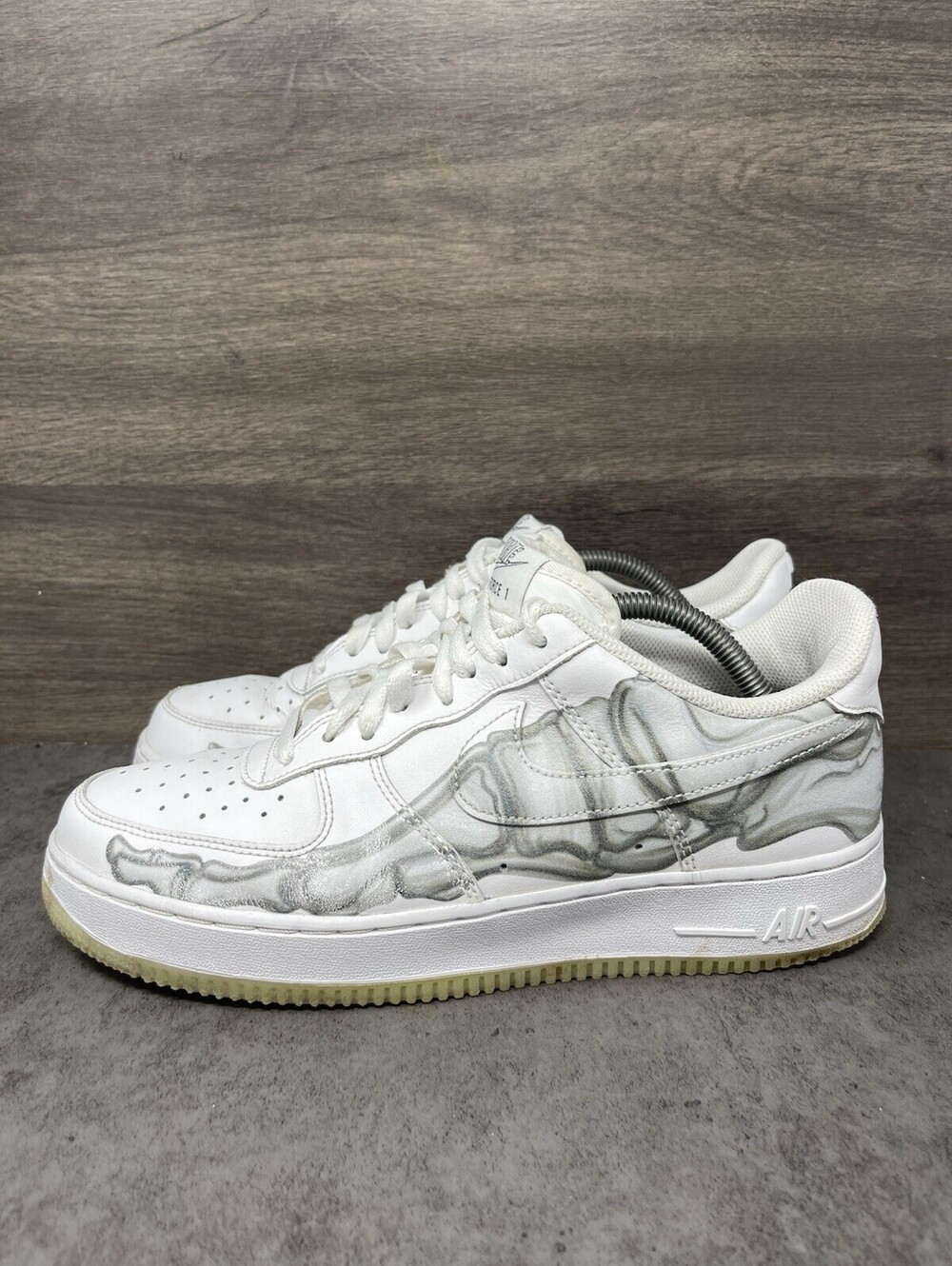 Nike Air Force 1 Low Skeleton Halloween Size 9 Mens White Glow Lot BQ7541-100
